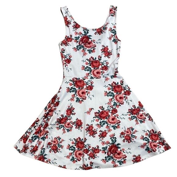 H&M Divided White Floral Skater Dress Pink Red Fit & Flare Size 2 - Picture 1 of 13